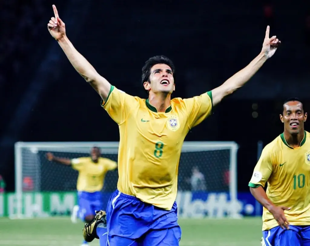 Kaká adquire mansão em Miami por R$ 44 milhões