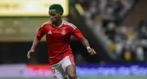 Internacional congela contrato de Kayky após lesão