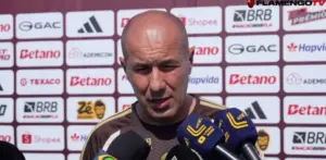Leonardo Jardim projeta amistosos do Flamengo em Portugal