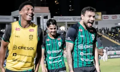 Maringá-PR 4 x 0 Volta Redonda-RJ - Dogão atropela e entra no G8 3 Maringa bate Volta Redonda Serie C 1