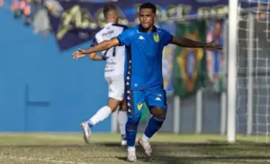 Iguatu-CE 1(4) x (5)1 Nacional-AM - Nos pênaltis, Leão da Vila se classifica às quartas