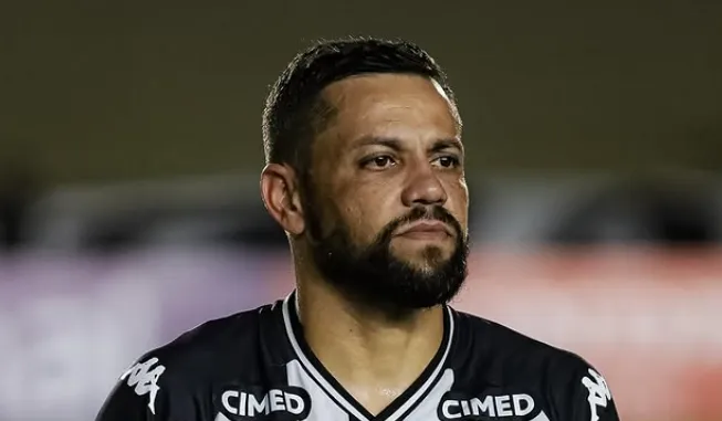 Inter acerta oficializa Felipe Azevedo, atacante ex-Guarani