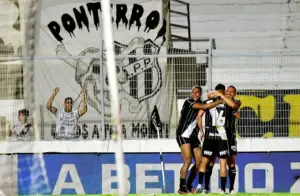 Pelo menos não perdeu. Veja as notas da Ponte Preta !
