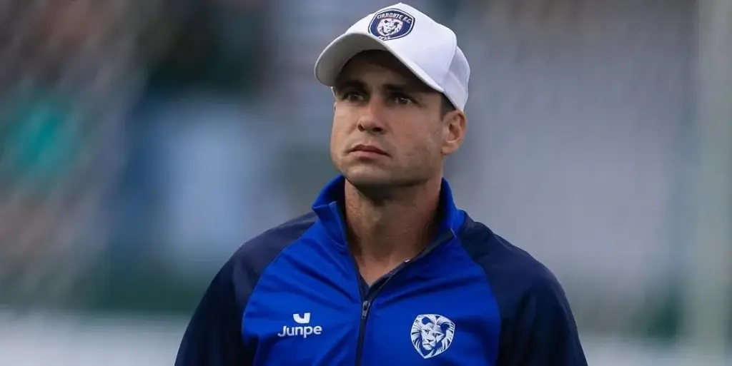 Técnico do Cianorte prega equilíbrio após goleada contra o XV de Piracicaba