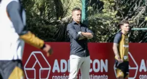 Rafinha é promovido a executivo de futebol no São Paulo
