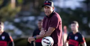 Atlético-GO x Fortaleza - Onde assistir, horário e escalações