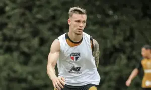 São Paulo confirma empréstimo de Negrucci a time da Série B