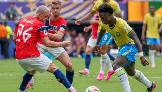 'Lenta e não-brasileira': jornalistas ingleses colocam seleção como maior decepção da Copa