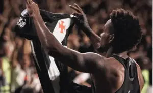 Vasco 1 x 0 Independiente Medellín-COL - Cruzmaltino nas oitavas!