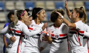 PAULISTÃO FEMININO: São Paulo vence de virada e é vice-líder