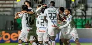Athletic 0 x 1 Operário-PR - Fantasma faz a trinca e se consolida no G6 da Série B