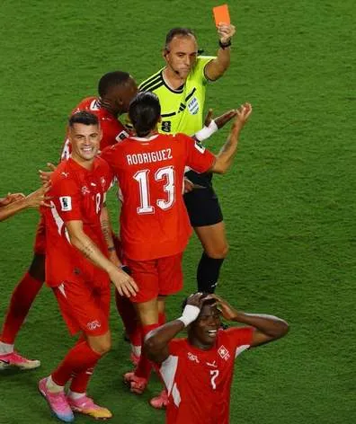Suíça é eliminada após expulsão ridícula de Embolo 2 Copa do Mundo - 2026