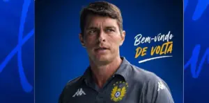 Nacional-AM oficializa a contratação do técnico Thiago Gomes