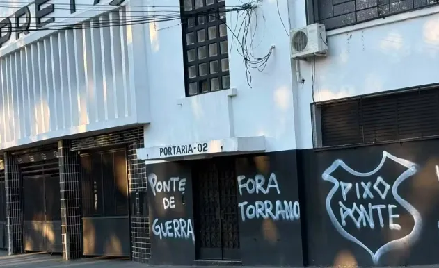 Torcida ponte preta picha moises lucarelli 2