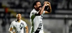 Willian Pottker e Lucas Justen não fazem mais parte do elenco da Ponte Preta