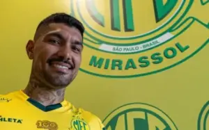 Volante do Mirassol rescinde e vai para clube japonês