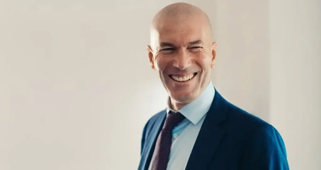 Zidane receberá na França menos da metade que Ancelotti no Brasil