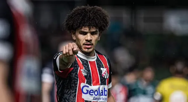 america mg contrata fabio