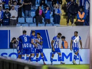 Série B: Avaí encerra jejum e volta a vencer de virada após 96 jogos