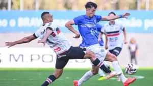 Barra-SC x Santa Cruz-PE - Onde assistir, arbitragem e escalações