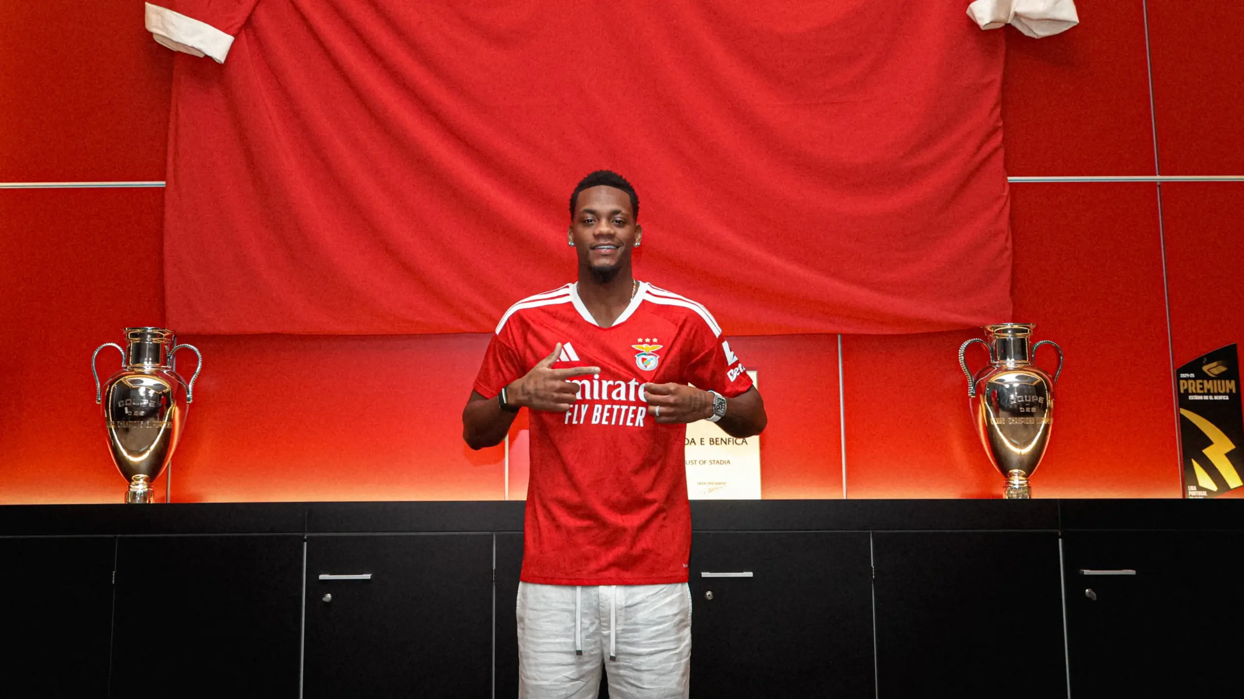 benfica contrata john duran scaled