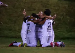 Anápolis-GO 0 x 2 Botafogo-PB - Belo entra no G-8 da Série C