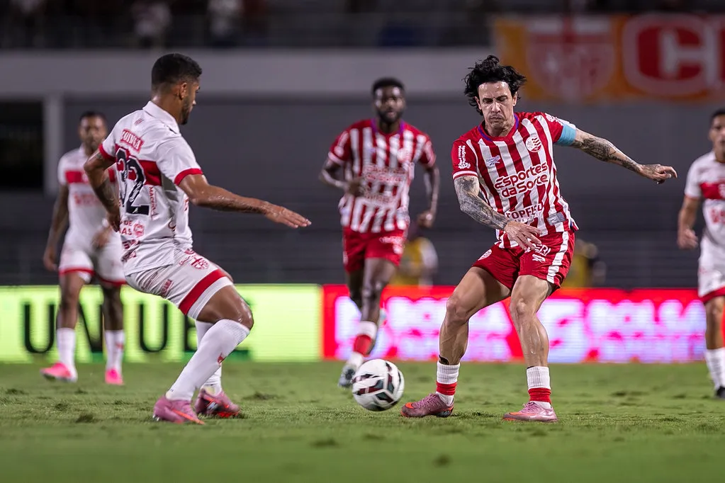 CRB-AL 2 x 1 Náutico-PE - Regatas se afasta do Z-4 da Série B 2 CRB Náutico Série B