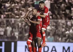 Ceará-CE 0 x 1 CRB-AL - Goleador afasta Galo do Z-4 da Série B
