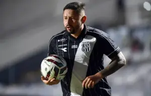 Carlos Corsato dá notas à Ponte Preta, a caminho da Série C