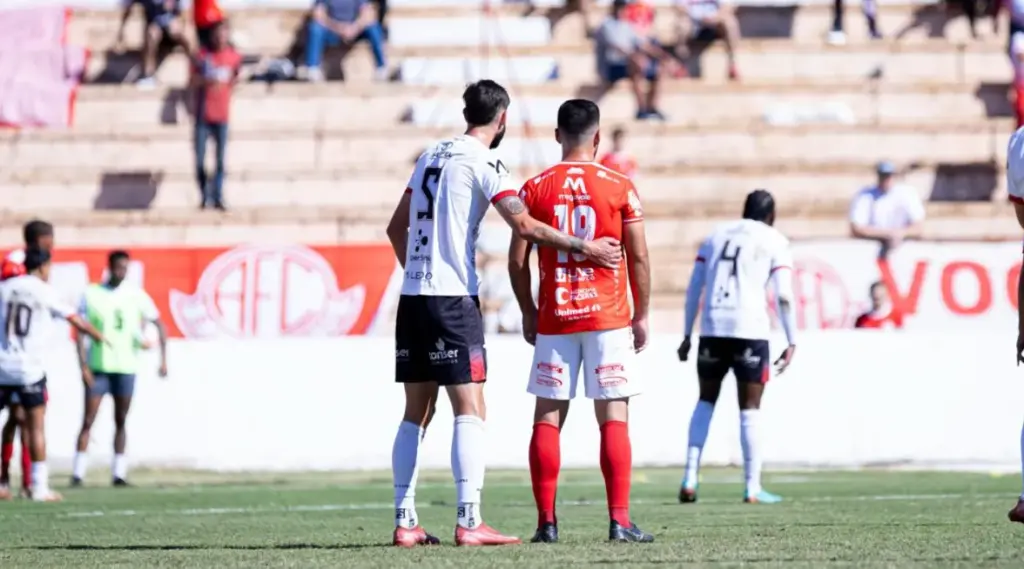 América-SP 1 x 1 Itaquaquecetuba AC - Tudo igual no primeiro jogo da Semifinal 2 fBKvXlWW image