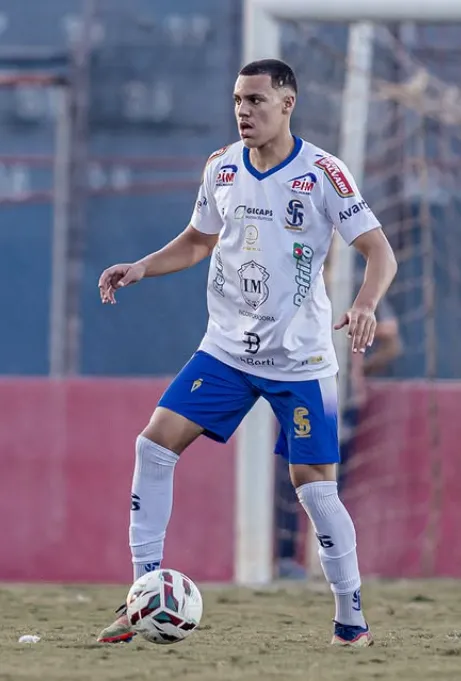 Grêmio contrata joia de 16 anos destaque na Série D 2 fbzexfPz image