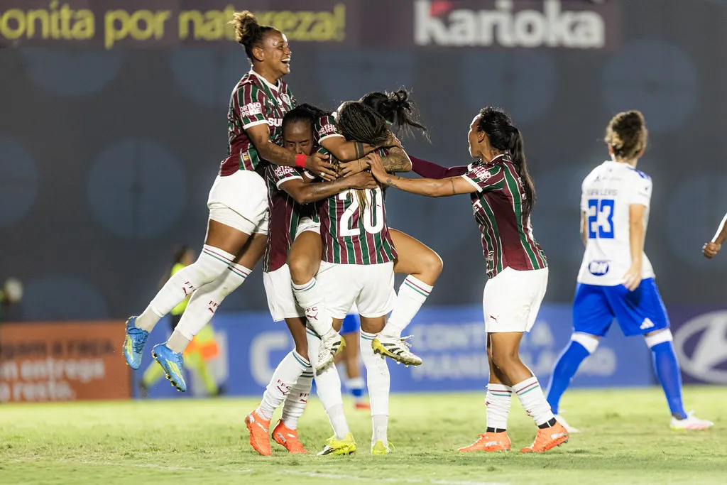 COPA DO BRASIL FEMININA: São Paulo e mais dois times selam vagas 2 Fluminense elimina Cruzeiro Copa do Brasil Feminina