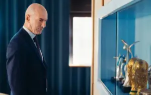 França oficializa Zidane como novo treinador da seleção