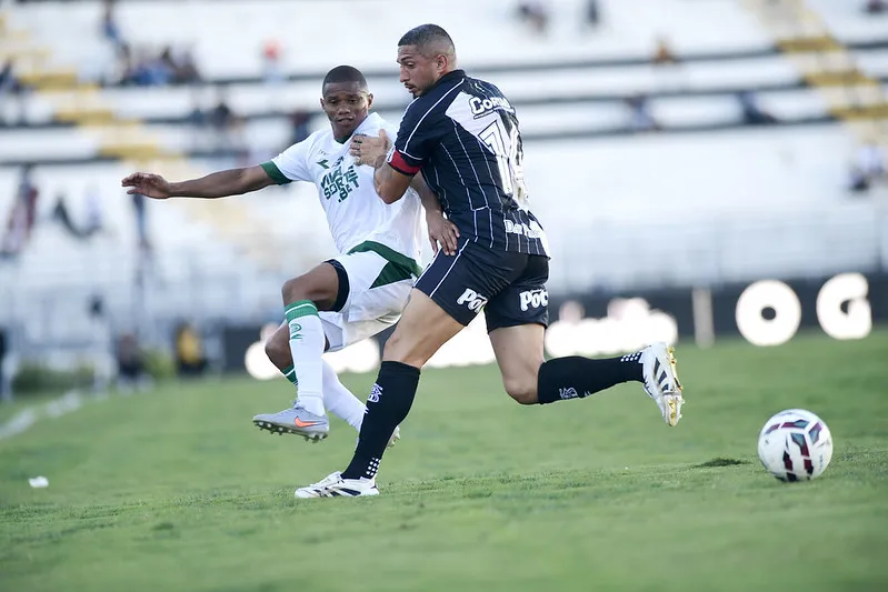 Ponte Preta 1 x 2 Goiás - Kadu Sousa brilha e afunda Macaca na Série B 3 goias bate ponte preta serie b 1