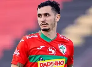 Londrina dá chapéu no CRB e contrata Guilherme Portuga