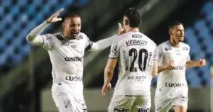 SÉRIE C: Domingo com briga pelo G-8 e fuga do Z-2