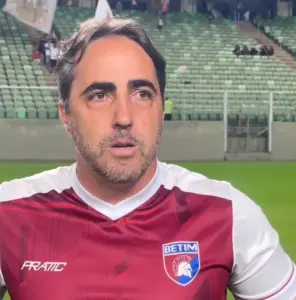 Betim-MG 1 x 0 CSA-AL - Betim vence CSA após demissão de técnico horas antes