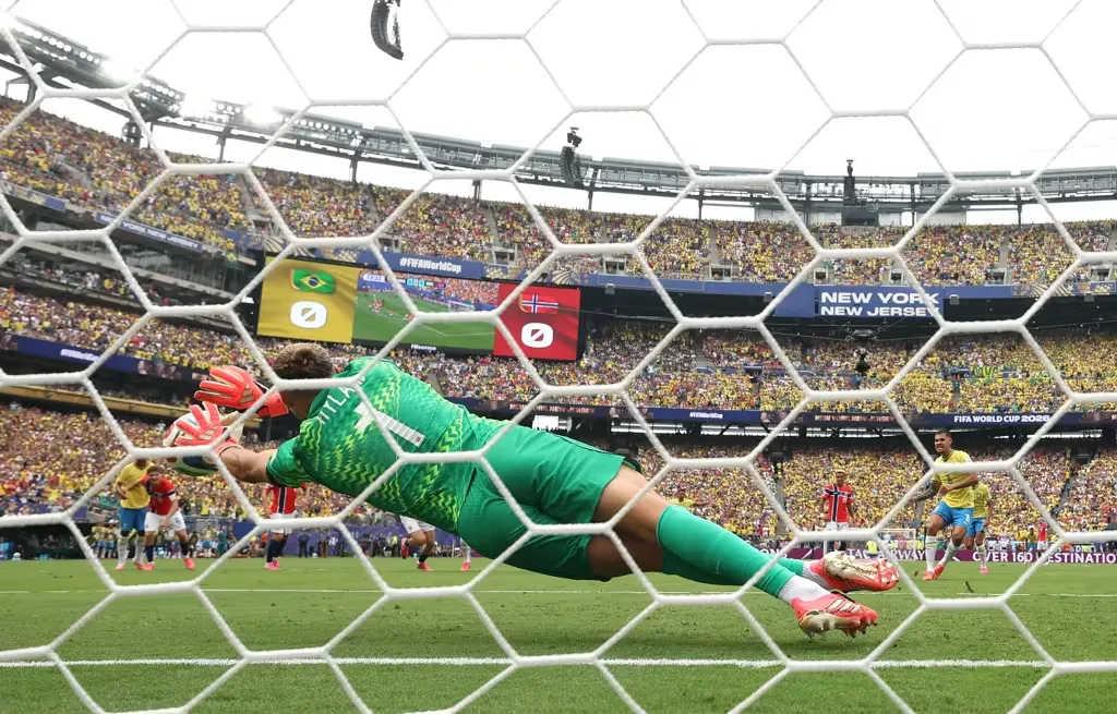 Quem é Orjan Nyland, herói da Noruega contra o Brasil? 2 Orjan Nyland goleiro Noruega