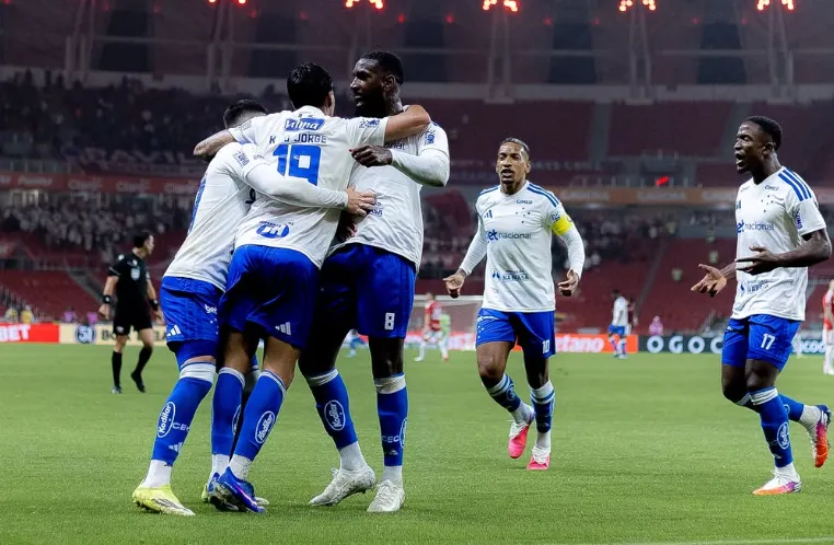 Internacional 1 x 2 Cruzeiro