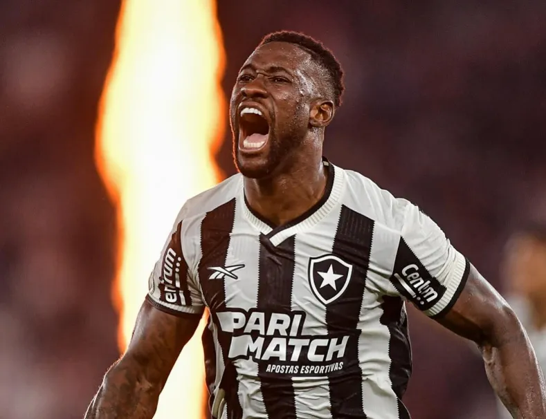 Botafogo rescinde contrato de Bastos e encerra ciclo de campeão da Libertadores