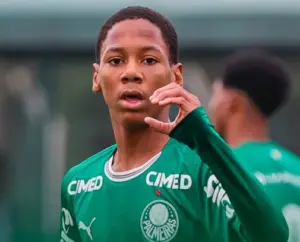 PAULISTA SUB-15: Palmeiras goleia, Santos e São Paulo vencem, enquanto Corinthians tropeça