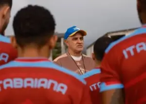Técnico do Itabaiana celebra primeira vitória na Série C: 