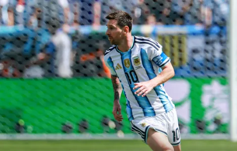 messi iguala recorde de cafu copa