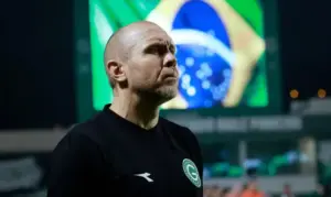 Apesar da derrota do Goiás, Mozart avalia bom desempenho da equipe