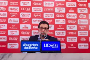 Série B: Náutico rescinde com quatro jogadores e inicia 
