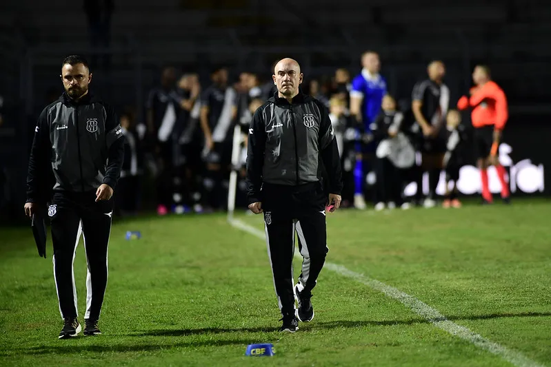 ponte preta tenta recuperacao inedita serie b