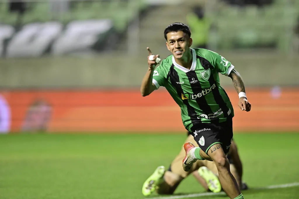 América-MG 1 x 1 Ceará-CE - Empate amargo a ambos na Série B 2 Segovinha gol América-MG