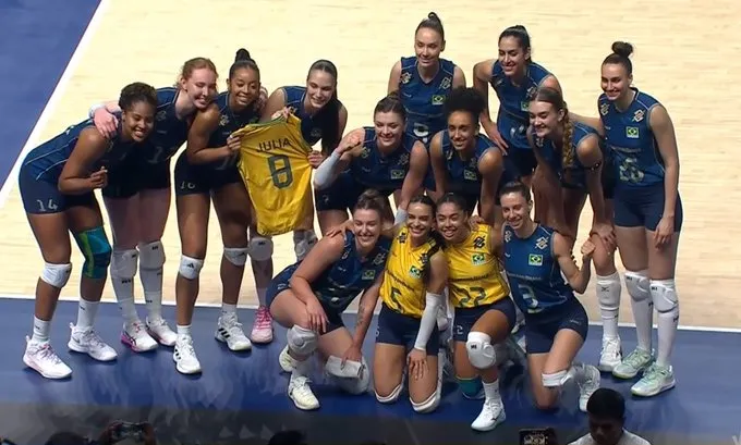 selecao feminina volei bate japao