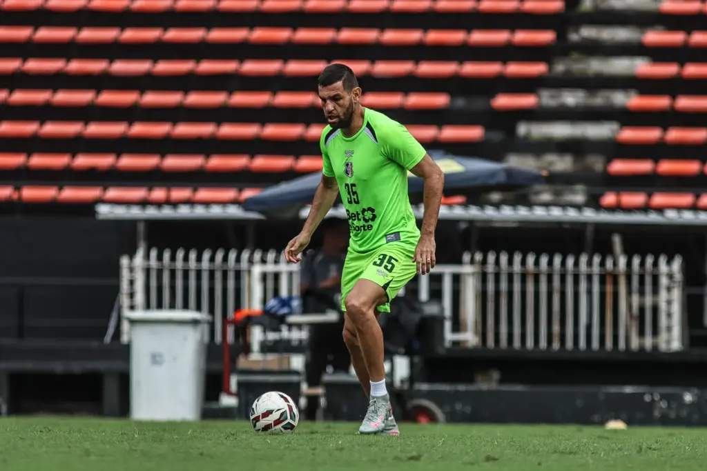 Santa Cruz terá mudanças no próximo jogo da Série C 2 William Alves retorno Santa Cruz suspensão