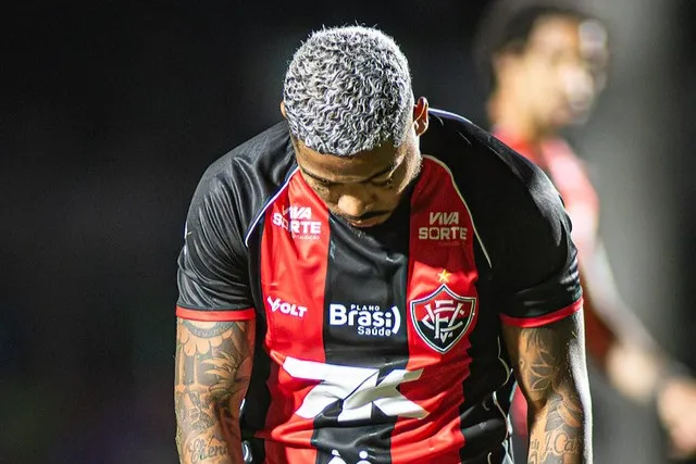 Marinho condena atitude de Jean Lucas em gol do Bahia: "Falta de respeito" (Foto: Victor Ferreira/ECV)